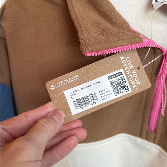 Eddie Bauer Quarter Zip Pullover - Picture 4 of 5